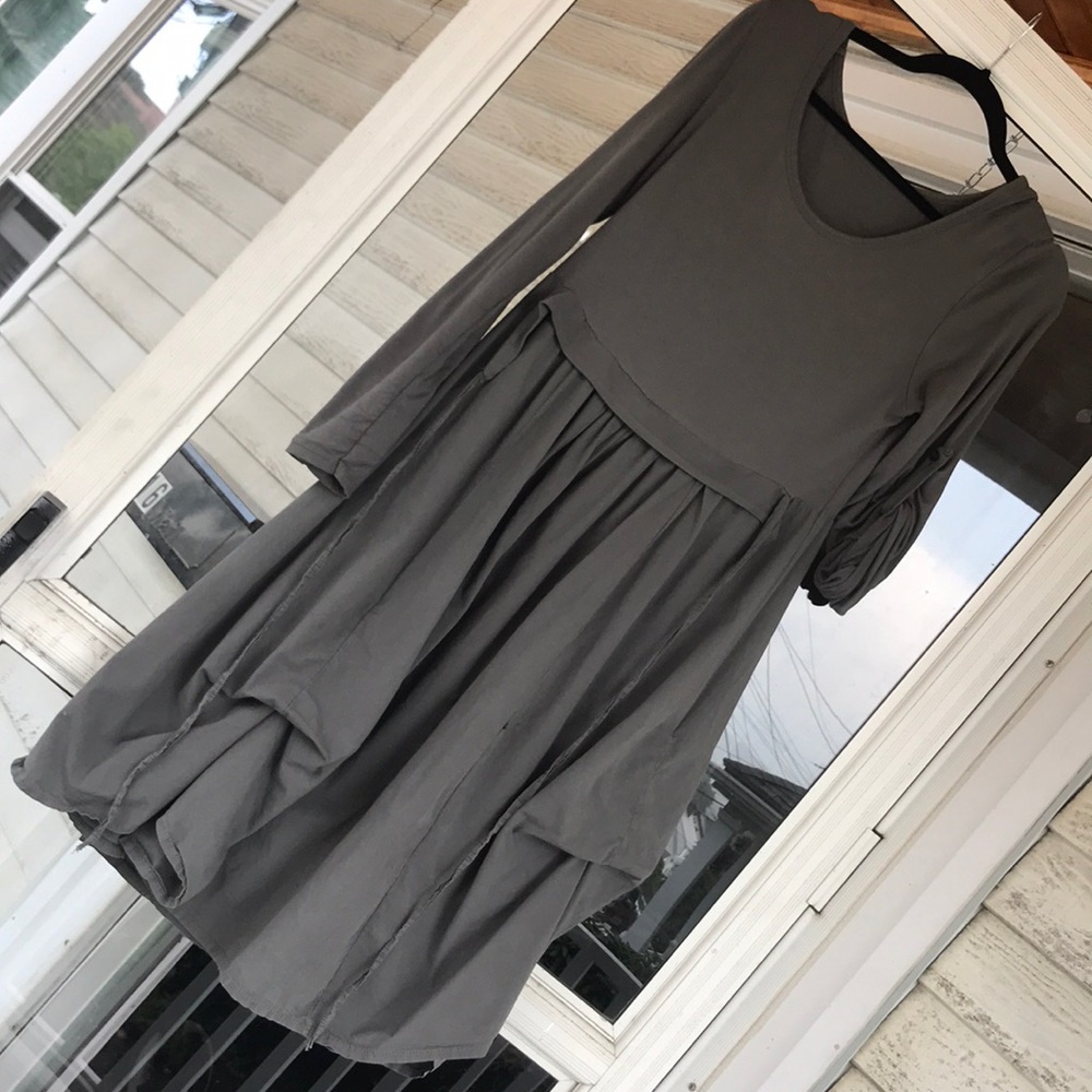 Grey/green Beautiful Asymmetrical Dress. S/M